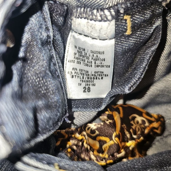 Guess Bootcut Low Rise Jeans - Picture 7 of 7